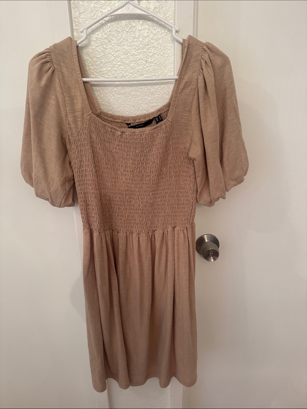 Vero Moda Beige Smocked Puff-Sleeve Midi Dress